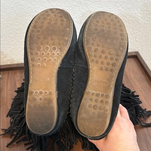 Black Fringe Minnetonka Women's Boots - Picture 5 of 6